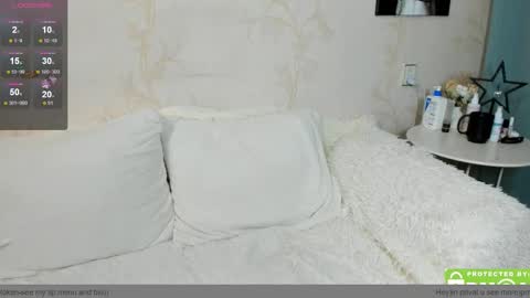 Emma 31487 online show from December 1, 7:05 pm