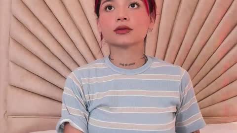           online show from October 23, 11:49 am