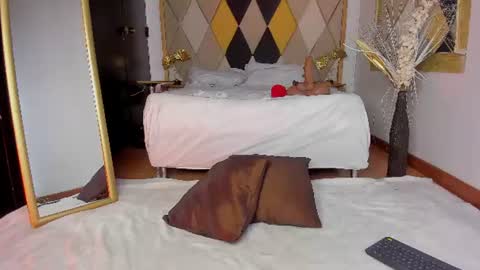 Emma Duque online show from June 21, 8:57 pm