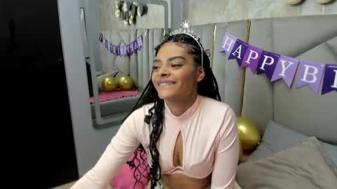 emmaebony_ online show from March 11, 12:20 pm