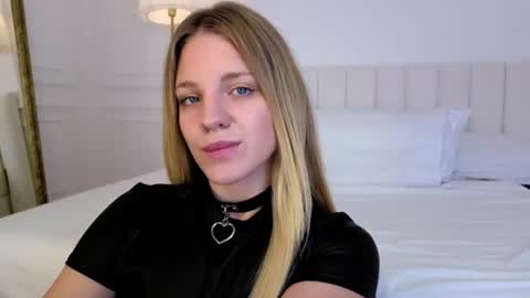 Emma online show from July 17, 3:00 am
