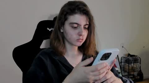 Emma online show from December 21, 8:43 pm