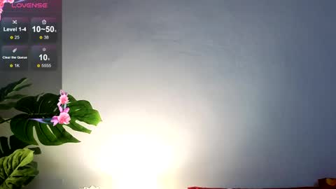 Emma online show from May 10, 7:05 pm