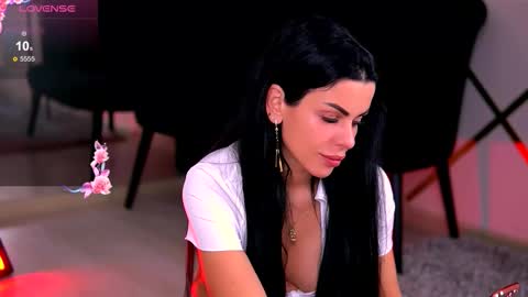 Emma online show from November 26, 7:48 pm