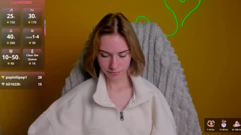 Emmi online show from December 17, 12:31 pm