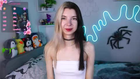 emmie_everly online show from May 5, 8:56 pm
