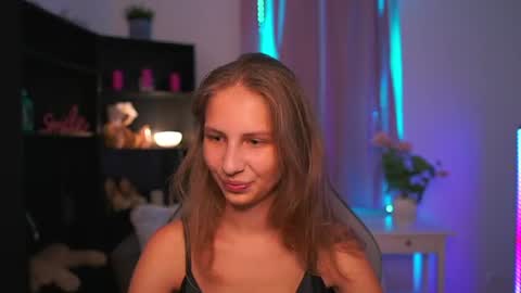 Emmie online show from July 29, 6:41 pm