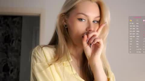 Aurora online show from October 8, 8:07 am