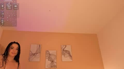emmy_danielss online show from April 22, 11:29 am