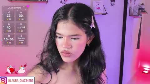 emycarver09 online show from March 20, 12:10 pm