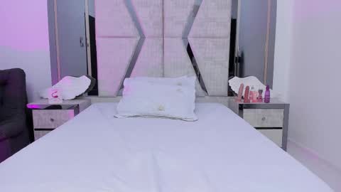 Emy Silver online show from February 21, 2:48 pm