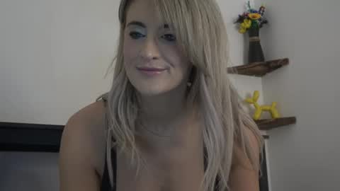 Rosie online show from December 10, 11:32 am