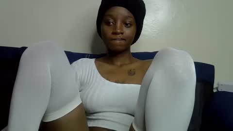 enkarxx online show from February 23, 7:19 am