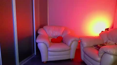 Erica 3 online show from May 21, 1:36 am