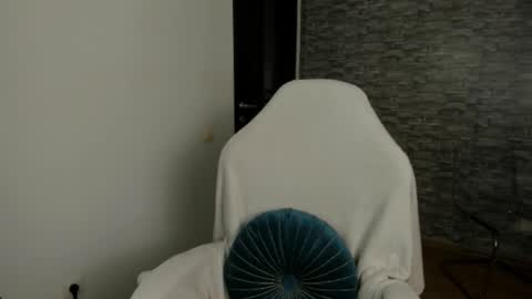 Riaaa online show from September 29, 5:23 am