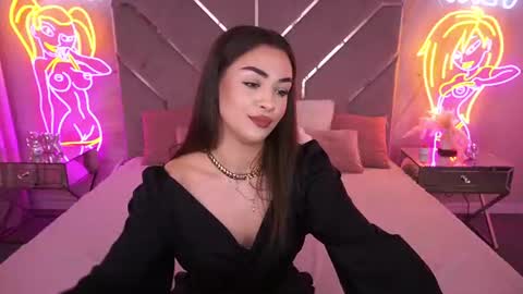 Erica online show from July 21, 1:45 pm