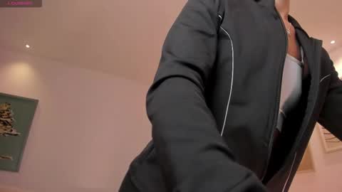 Erika Benz online show from October 26, 12:00 pm