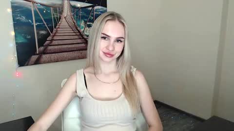 Snapshot of erikagavin chatting on January 27, 12:58 pm Erika online show from January 27, 12:58 pm
