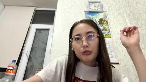 Luna online show from June 5, 9:21 pm