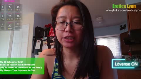 Snapshot of eroticalynn chatting on January 14, 6:49 pm Lynn online show from January 14, 6:49 pm