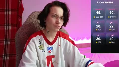 esajukyy online show from September 16, 10:45 am