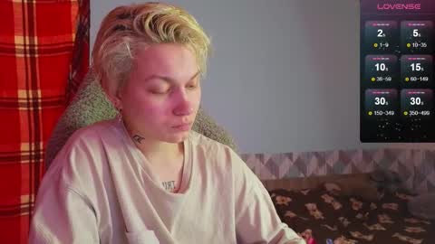 esajukyy online show from January 25, 1:57 pm