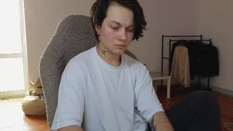 esajukyy online show from July 18, 10:07 am