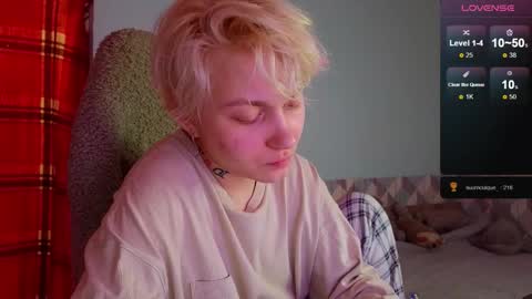 esajukyy online show from February 21, 4:26 pm