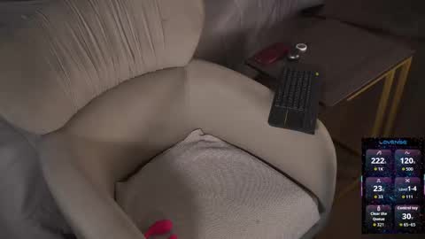 Eseniya online show from February 3, 6:40 am