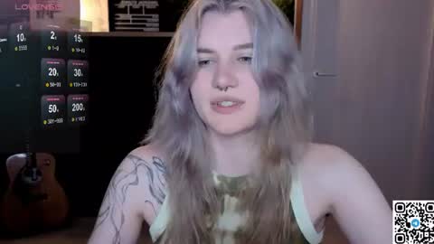 EshleGreen online show from June 19, 11:19 pm