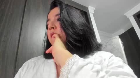 esmeralda3x_ online show from November 9, 2:29 am