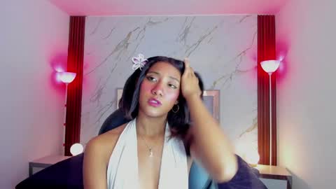 esperanzamora online show from May 11, 12:07 pm