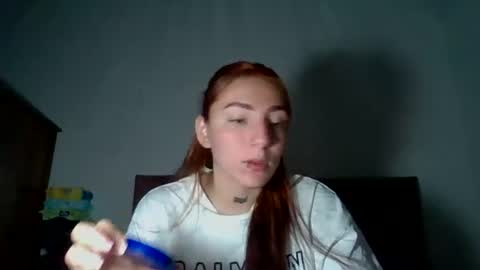 estefa1 online show from June 27, 4:02 am