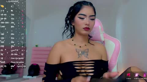 estefany_squirt online show from March 18, 5:45 am