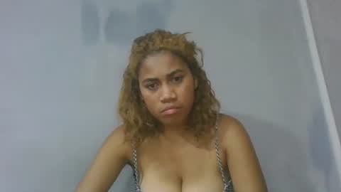 estelah796836 online show from June 4, 2:43 pm