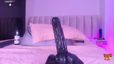 Estrella online show from November 26, 12:50 pm