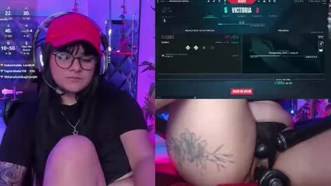 Aura online show from November 22, 2:42 pm