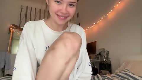 Snapshot of eternal_infinite chatting on September 14, 1:53 pm nika 3 online show from September 14, 1:53 pm
