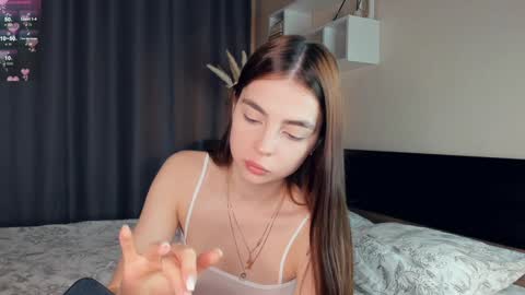 Snapshot of eternity_is_endless chatting on February 8, 7:26 am Mary online show from February 8, 7:26 am