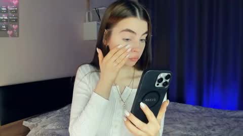 Snapshot of eternity_is_endless chatting on February 20, 7:23 am Mary online show from February 20, 7:23 am