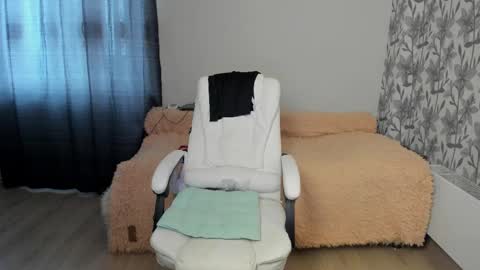 Eva online show from February 12, 9:44 am