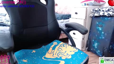 Snapshot of eva_blond_hot chatting on March 11, 7:03 am Eva online show from March 11, 7:03 am