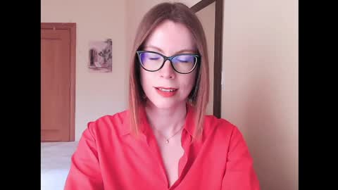 Eva online show from April 3, 4:49 pm