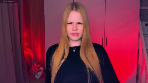 Eva online show from May 12, 11:22 pm