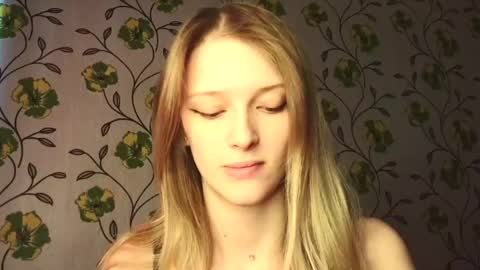 Evvie online show from May 12, 2:35 pm