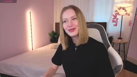 eva hamilton online show from July 30, 1:06 am