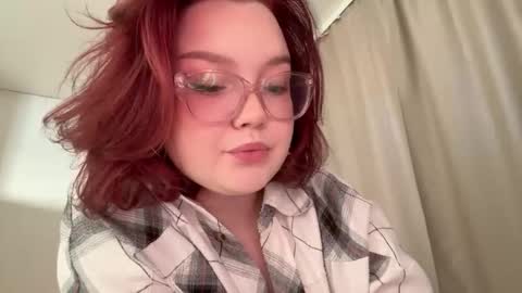 eva_kittenn online show from March 11, 1:36 pm