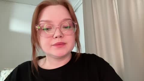 eva_kittenn online show from June 30, 2:38 pm