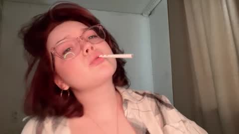 eva_kittenn online show from February 4, 12:30 pm