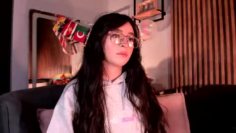 Angelinne online show from July 9, 3:31 am